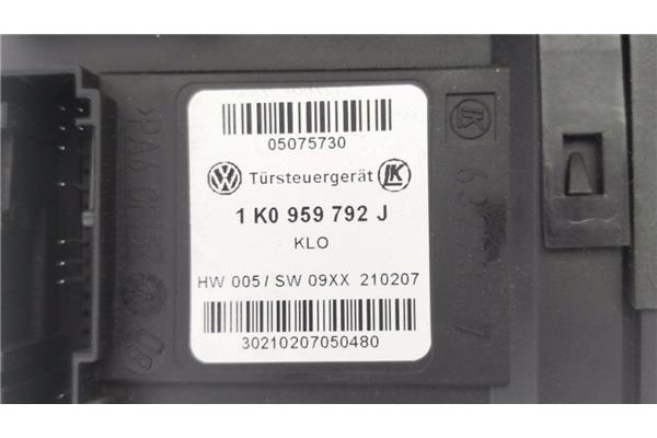 Recambio de motor elevalunas delantero derecho para volkswagen touran (1t1) 1.9 tdi referencia OEM IAM 1K0959792J 1T0959702D 