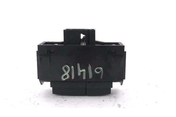 Recambio de interruptor luces emergencia para opel corsa d 1.3 cdti referencia OEM IAM 33967833 13189529 