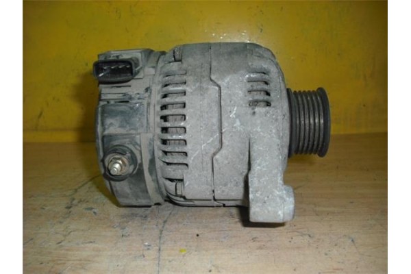Recambio de alternador para nissan micra (k11) 1.3 i 16v referencia OEM IAM 2310054B61 0120335008 