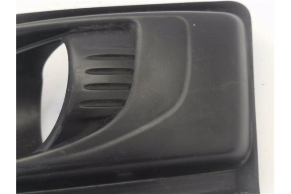Recambio de rejilla paragolpes delantero derecha para citroen c4 picasso 1.6 hdi referencia OEM IAM 9654196777  