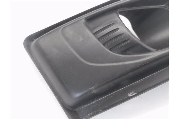 Recambio de rejilla paragolpes delantero izquierda para citroen c4 picasso 1.6 hdi referencia OEM IAM 9654196877  