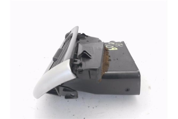 Recambio de rejilla entrada de aire para peugeot 207 1.4 referencia OEM IAM 9650088477 A1010047 