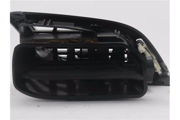 Recambio de rejilla entrada de aire para peugeot 207 1.4 referencia OEM IAM 9650088477 A1010047 