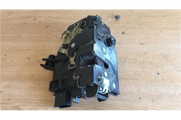 Recambio de cierre electromagnetico delantero derecho para audi tt coupe/roadster (8n3/8n9) 1.8 t coupe (132kw) referencia OEM I Recambio de cierre electromagnetico delantero derecho para audi tt coupe/roadster (8n3/8n9) 1.8 t coupe (132kw) referencia OEM I