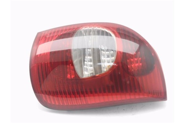 Recambio de piloto trasero derecho para citroen xsara picasso 2.0 hdi referencia OEM IAM 85521913R  