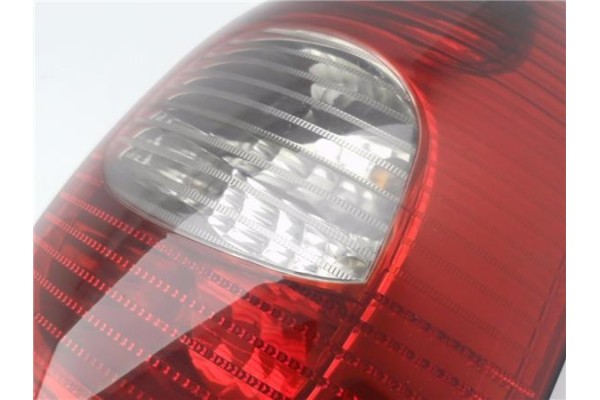 Recambio de piloto trasero derecho para citroen xsara picasso 2.0 hdi referencia OEM IAM 85521913R  