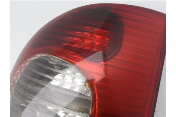 Recambio de piloto trasero derecho para citroen xsara picasso 2.0 hdi referencia OEM IAM 85521913R  