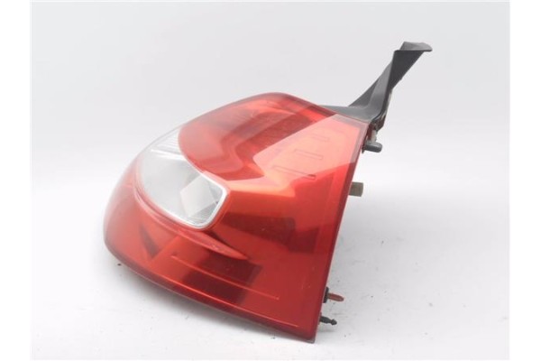 Recambio de piloto trasero derecho para renault megane ii (bm0/1_, cm0/1_) 1.6 16v (bm0c, cm0c) referencia OEM IAM 8200413216 89