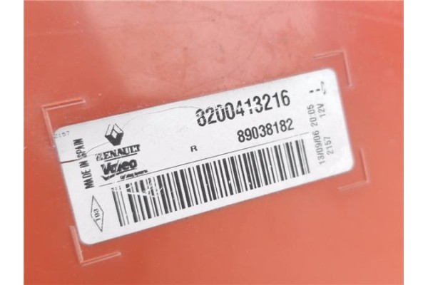 Recambio de piloto trasero derecho para renault megane ii (bm0/1_, cm0/1_) 1.6 16v (bm0c, cm0c) referencia OEM IAM 8200413216 89
