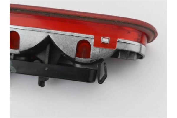 Recambio de luz central de freno para citroen jumper furgón 2.2 hdi 120 referencia OEM IAM 1340570080  