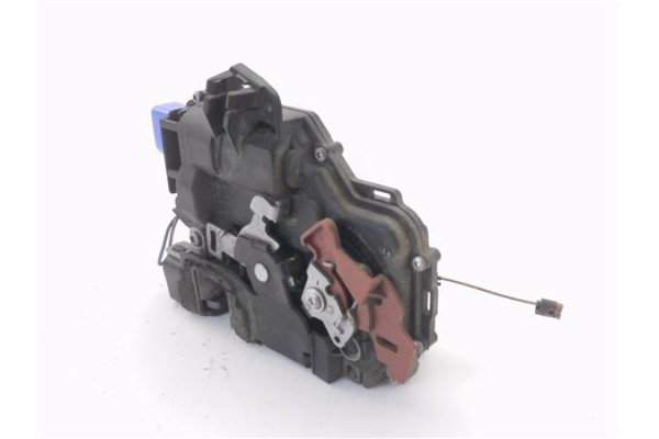 Recambio de cierre electromagnetico delantero derecho para skoda fabia (5j2) 1.4 tdi referencia OEM IAM 3B1837016CE  
