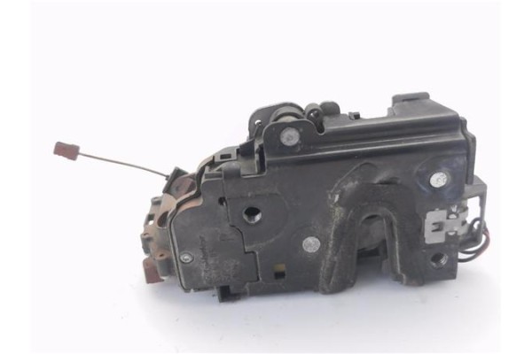 Recambio de cierre electromagnetico delantero derecho para skoda fabia (5j2) 1.4 tdi referencia OEM IAM 3B1837016CE  