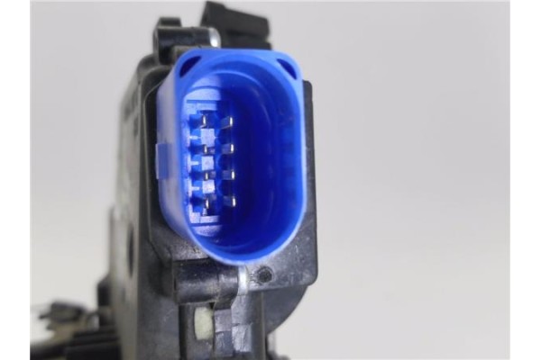 Recambio de cierre electromagnetico delantero derecho para skoda fabia (5j2) 1.4 tdi referencia OEM IAM 3B1837016CE  