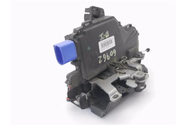 Recambio de cierre electromagnetico delantero izquierdo para skoda fabia (5j2) 1.4 tdi referencia OEM IAM 3B1837015AR  