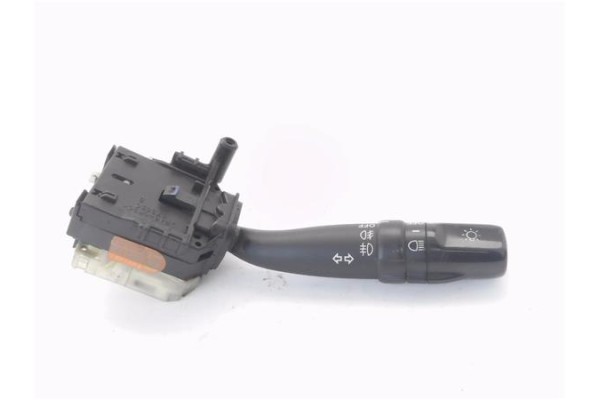 Recambio de mando de luces para toyota corolla verso (r1) 2.2 d-4d sport referencia OEM IAM 173650B 8414005110 