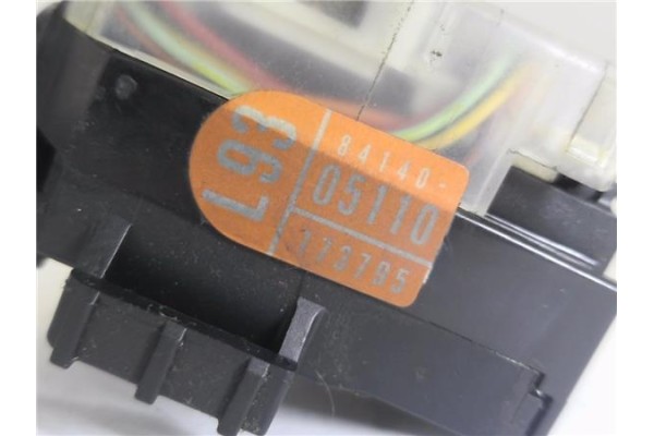 Recambio de mando de luces para toyota corolla verso (r1) 2.2 d-4d sport referencia OEM IAM 173650B 8414005110 