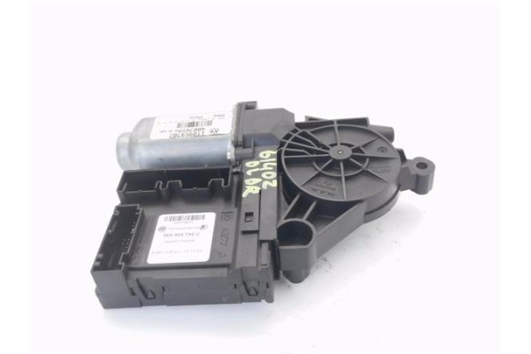 Recambio de motor elevalunas delantero derecho para volkswagen touran (1t1) 2.0 tdi referencia OEM IAM 1T0959702 1K0959792C 