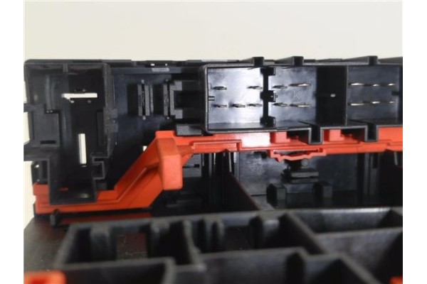 Recambio de caja fusibles/rele para volkswagen touran (1t1) 2.0 tdi referencia OEM IAM 1K0937049L  