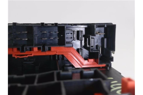 Recambio de caja fusibles/rele para volkswagen touran (1t1) 2.0 tdi referencia OEM IAM 1K0937049L  