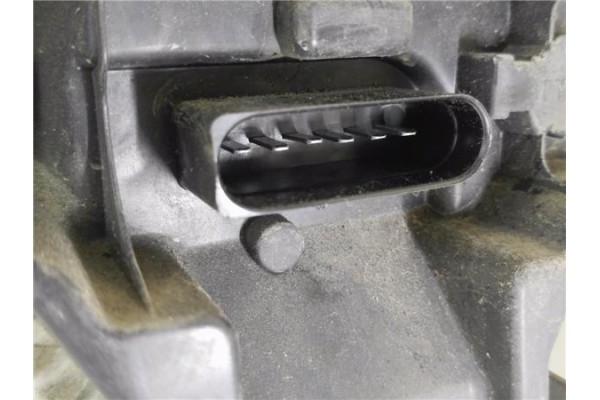 Recambio de piloto trasero izquierdo para volkswagen touran (1t1) 2.0 tdi referencia OEM IAM 1T0945095C 1T0945111B 