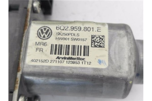 Recambio de motor elevalunas delantero derecho para skoda fabia (5j2) 1.4 tdi referencia OEM IAM 6Q2959801E  