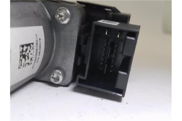 Recambio de motor elevalunas delantero derecho para skoda fabia (5j2) 1.4 tdi referencia OEM IAM 6Q2959801E  