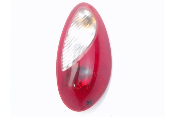 Recambio de piloto trasero derecho para chrysler pt cruiser 1.6 referencia OEM IAM 05116222AA  