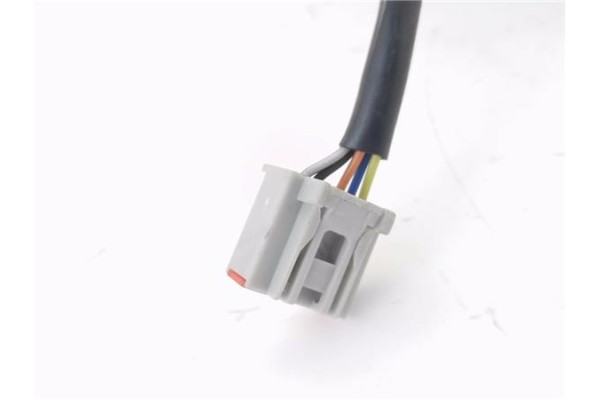 Recambio de retrovisor electrico izquierdo para ford mondeo berlina (ca2) 1.8 ambiente referencia OEM IAM 41051518102 E90411119 