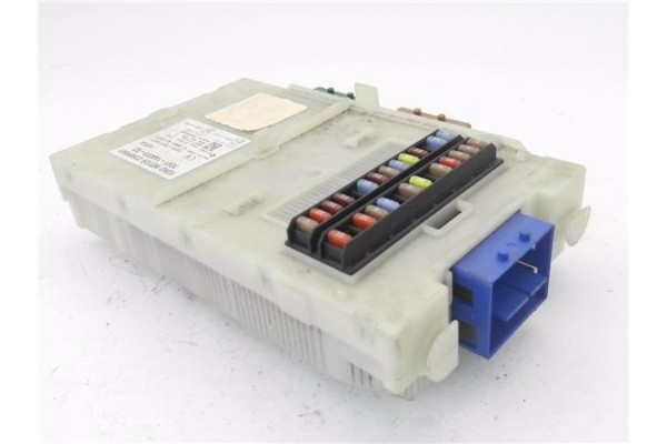 Recambio de caja fusibles/rele para ford mondeo berlina (ca2) 1.8 ambiente referencia OEM IAM 7G9T14A073ED  
