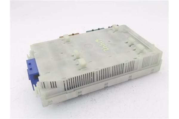 Recambio de caja fusibles/rele para ford mondeo berlina (ca2) 1.8 ambiente referencia OEM IAM 7G9T14A073ED  
