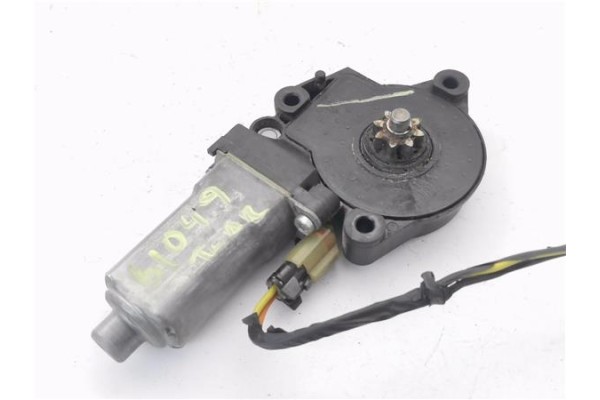 Recambio de motor elevalunas trasero derecho para hyundai tucson (jm) 2.0 referencia OEM IAM 3130034102  