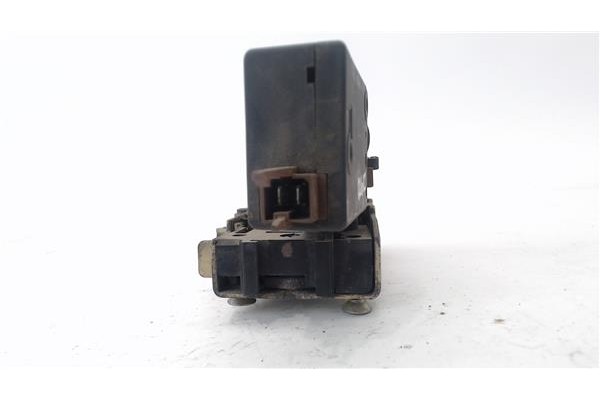 Recambio de cierre electromagnetico delantero derecho para citroen saxo 1.5 d image referencia OEM IAM 913688  