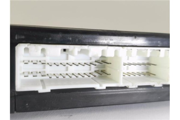 Recambio de modulo electronico para kia sportage (km) 2.0 crdi referencia OEM IAM 954001F400 4,84E+09 