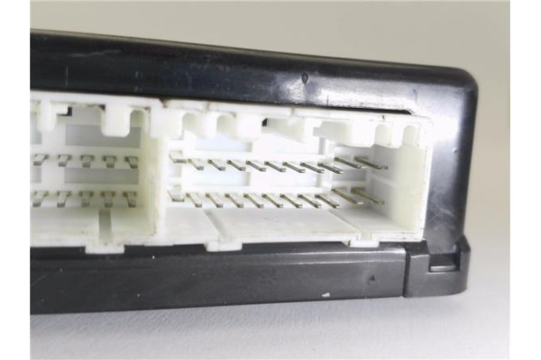 Recambio de modulo electronico para kia sportage (km) 2.0 crdi referencia OEM IAM 954001F400 4,84E+09 