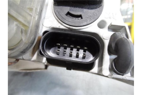 Recambio de faro delantero dcho para skoda octavia berlina (1z3) 2.0 tdi 16v referencia OEM IAM 4050049  