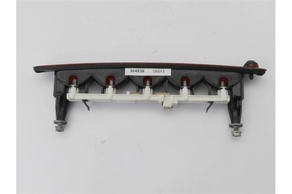 Recambio de luz central de freno para suzuki swift iii (sg) 1.3 ddis referencia OEM IAM 35810-63J0  