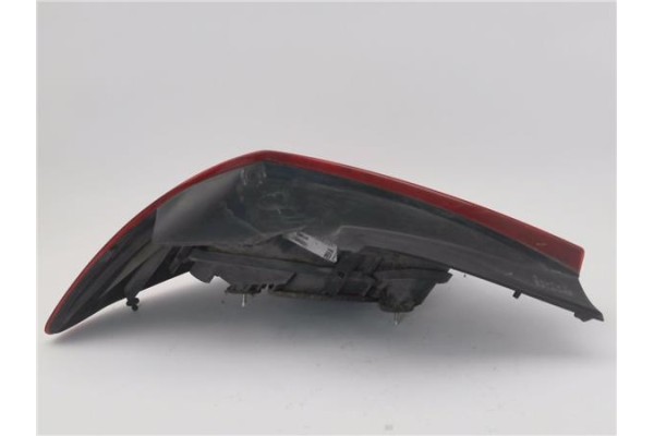 Recambio de piloto trasero derecho para opel corsa d 1.3 cdti referencia OEM IAM 13269051 89318821 