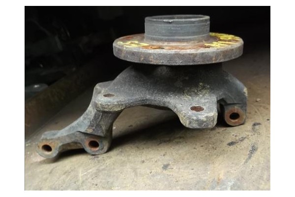 Recambio de mangueta delantero izquierda para renault express furgón (f40_, g40_) 1.4 referencia OEM IAM   