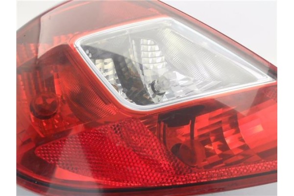 Recambio de piloto trasero izquierdo para opel corsa d 1.3 cdti referencia OEM IAM 13269050 893118811 