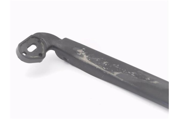 Recambio de brazo limpiaparabrisas delantero derecho para seat leon (1p1) 1.4 tsi referencia OEM IAM 1P0955410A  