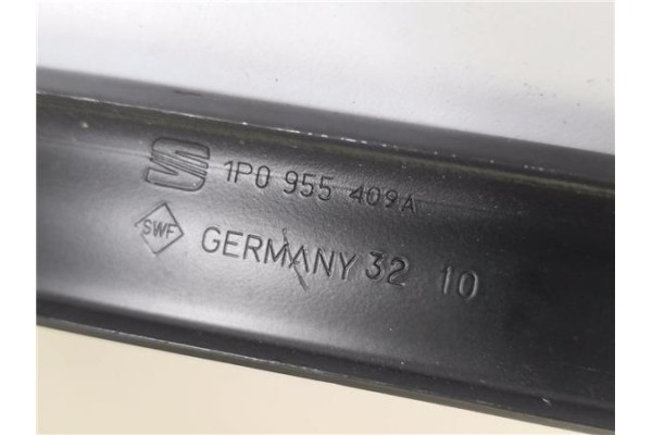 Recambio de brazo limpiaparabrisas delantero izquierdo para seat leon (1p1) 1.4 tsi referencia OEM IAM 1P0955409A  