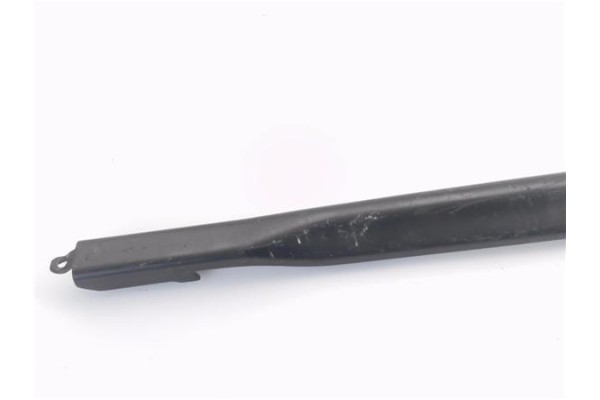 Recambio de brazo limpiaparabrisas delantero izquierdo para seat leon (1p1) 1.4 tsi referencia OEM IAM 1P0955409A  