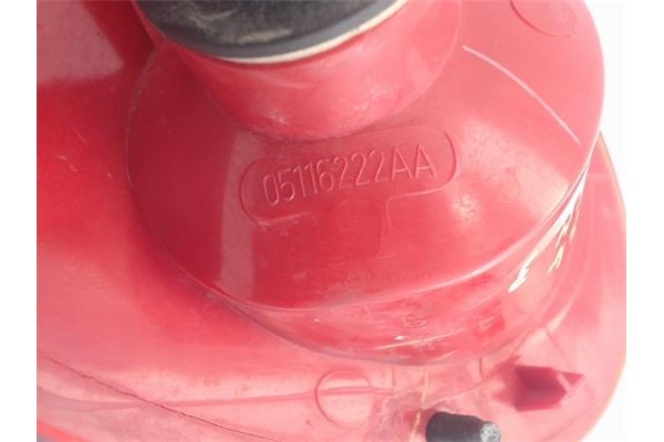 Recambio de piloto trasero derecho para chrysler pt cruiser 1.6 referencia OEM IAM 05116222AA  