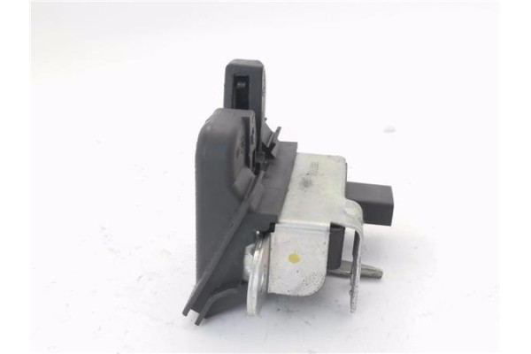 Recambio de cerradura porton para seat altea (5p1) 2.0 tdi 16v referencia OEM IAM 5P0827505B  