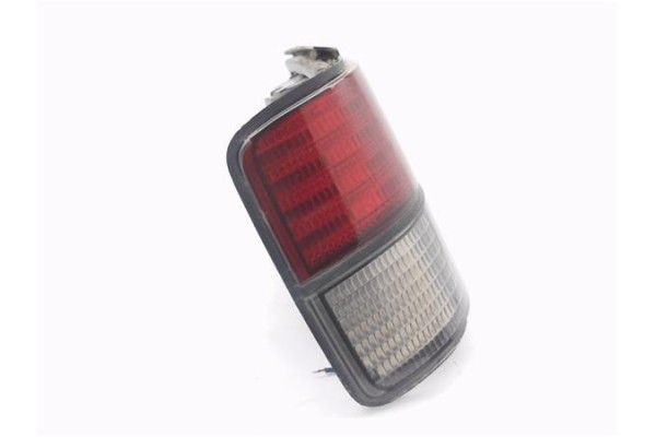 Recambio de piloto trasero izquierdo para peugeot 405 berlina 1.9 injection referencia OEM IAM 6751223 7R0187017 