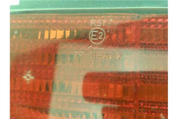 Recambio de piloto trasero izquierdo para peugeot 405 berlina 1.9 injection referencia OEM IAM 6751223 7R0187017 