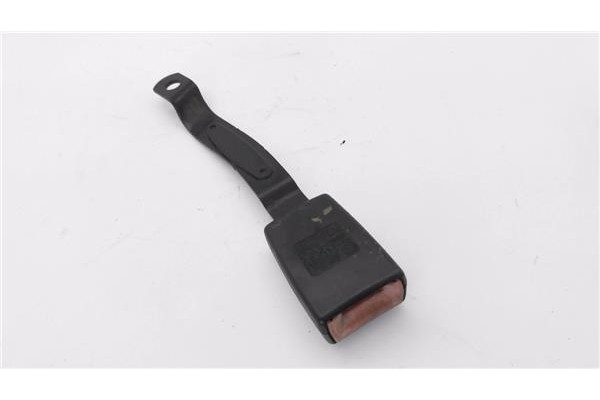 Recambio de anclaje cinturon delantero derecho para seat ibiza (6l1) 1.9 sdi referencia OEM IAM 6Q0857756  