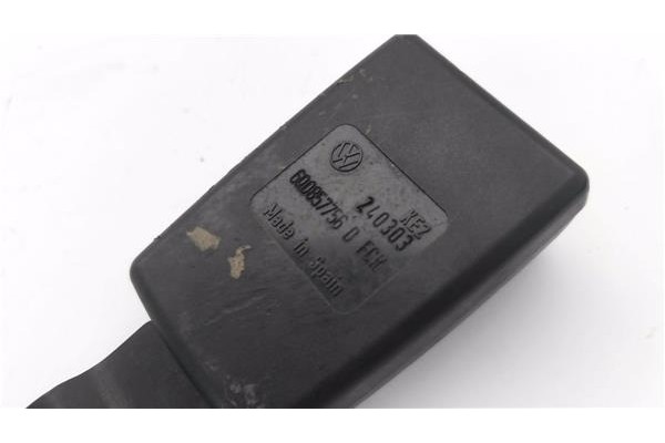 Recambio de anclaje cinturon delantero derecho para seat ibiza (6l1) 1.9 sdi referencia OEM IAM 6Q0857756  