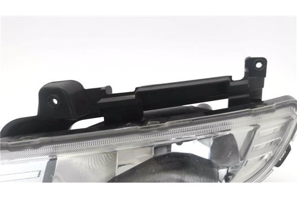 Recambio de faro antiniebla izquierdo para ssangyong kyron 2.0 200 xdi referencia OEM IAM 1080606  