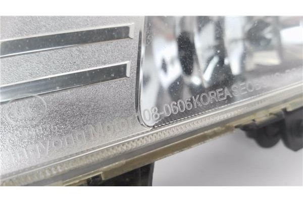 Recambio de faro antiniebla izquierdo para ssangyong kyron 2.0 200 xdi referencia OEM IAM 1080606  